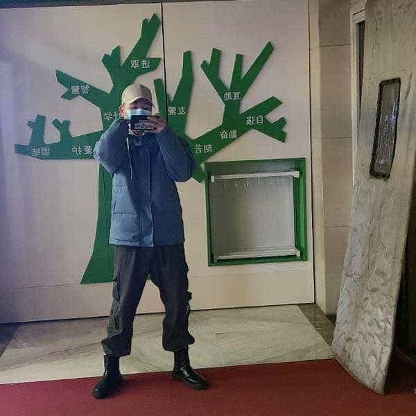24岁岁河北单身帅哥 - 昆明吉缘网