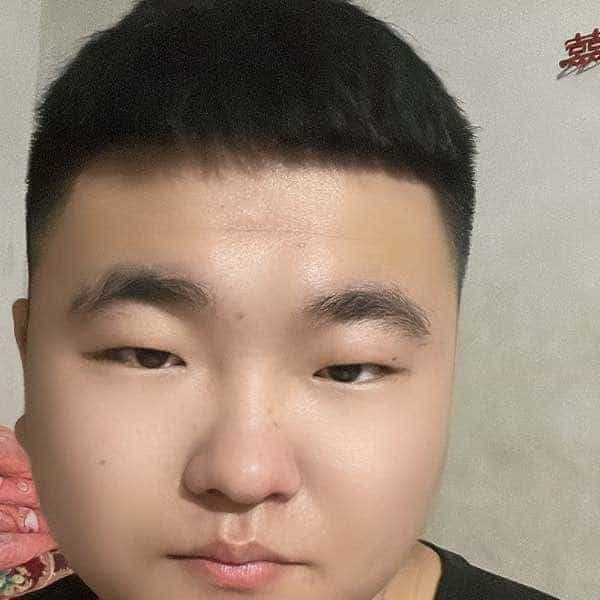 23岁岁河北单身帅哥 - 昆明吉缘网