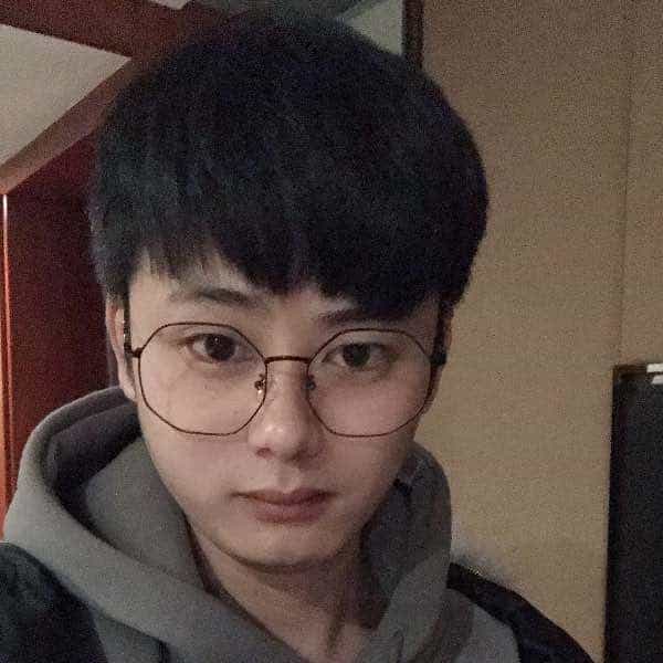 35岁岁江苏单身帅哥 - 昆明吉缘网