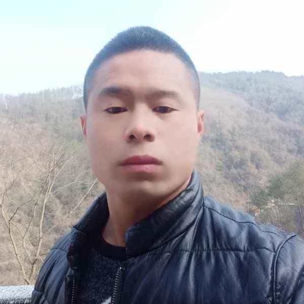 35岁岁山东单身帅哥 - 昆明吉缘网
