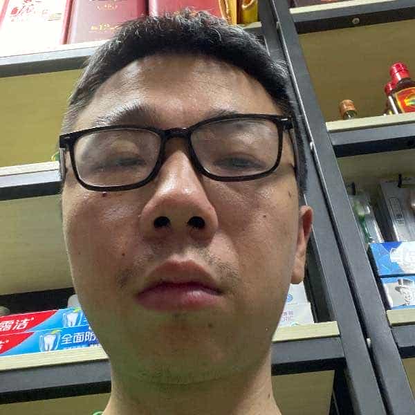 35岁岁湖北单身帅哥 - 昆明吉缘网