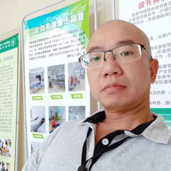 43岁岁湖北单身帅哥 - 昆明吉缘网
