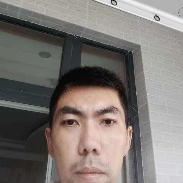 39岁岁江苏单身帅哥 - 昆明吉缘网