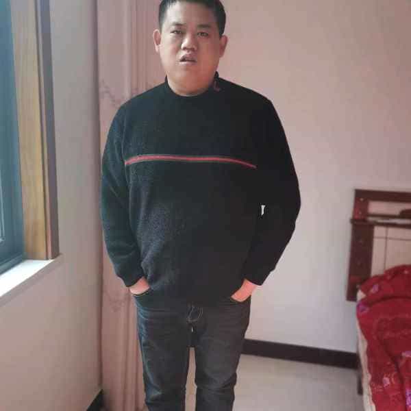 33岁岁重庆单身帅哥 - 昆明吉缘网